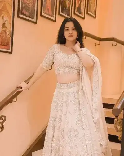 Escort Service In Abhanpur